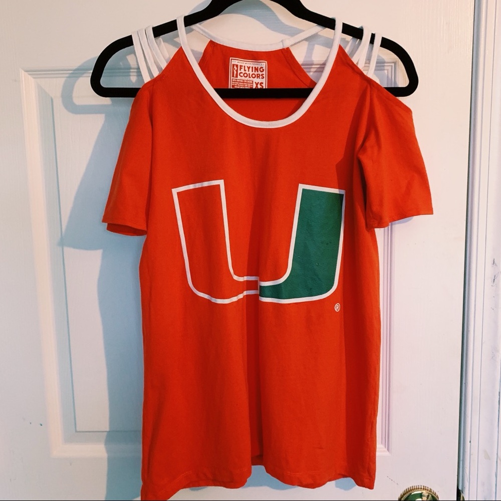 UM Hurricanes Women’s top